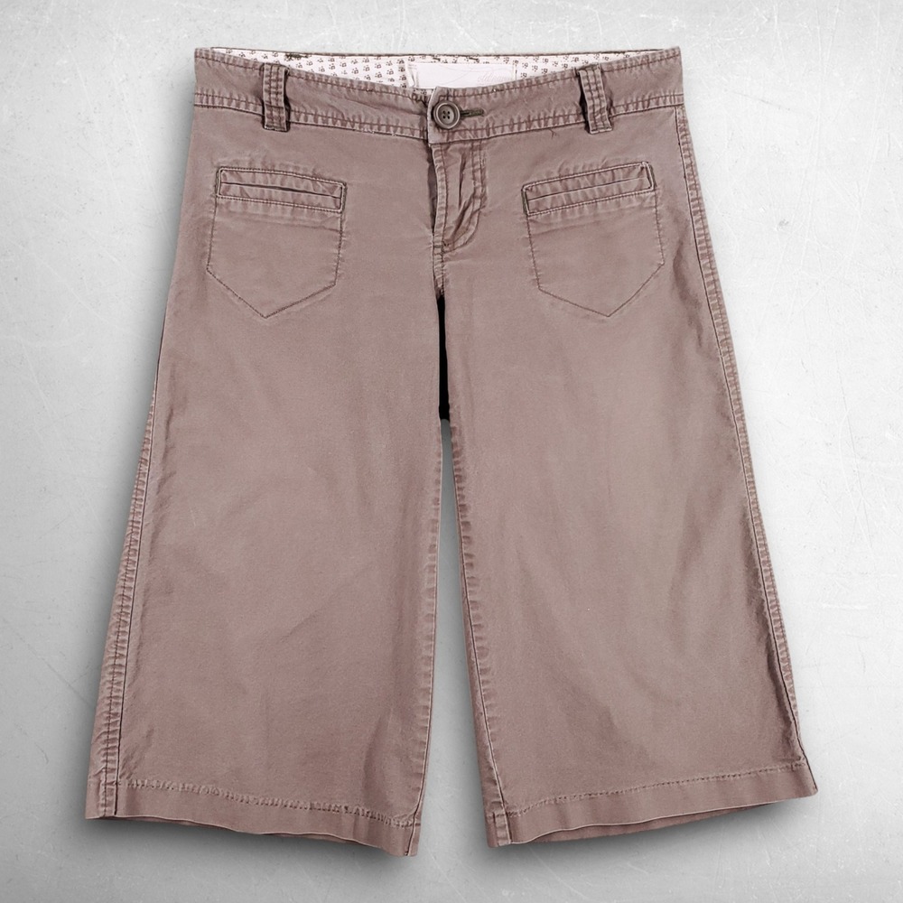 VTG Y2K Old Navy Ultra Low Waist Wide Leg Bermuda Shorts Women 2 Brown Gorpcore